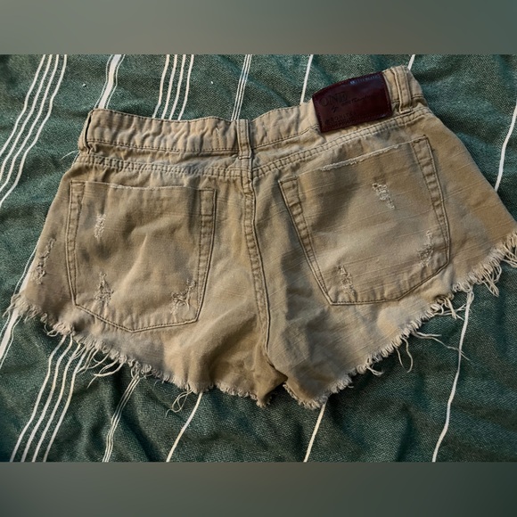 One Teaspoon x Bonitas Low Waist Button Fly Shorts in Green 🌵27 - Picture 2 of 9